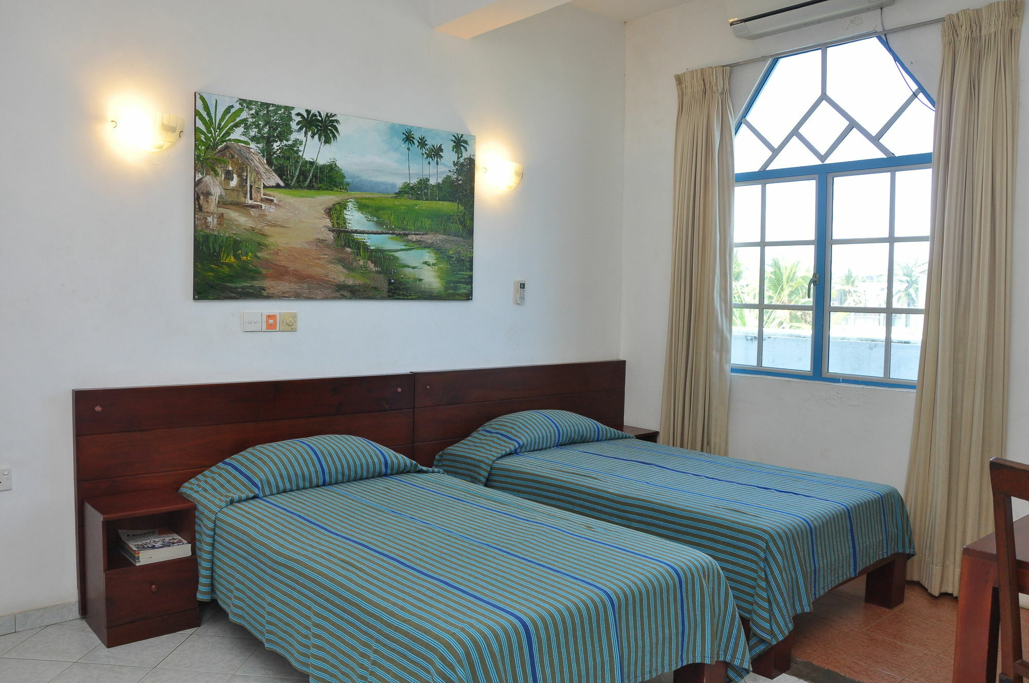 Mountbaylk Hotel Dehiwala-Mount Lavinia Exterior photo